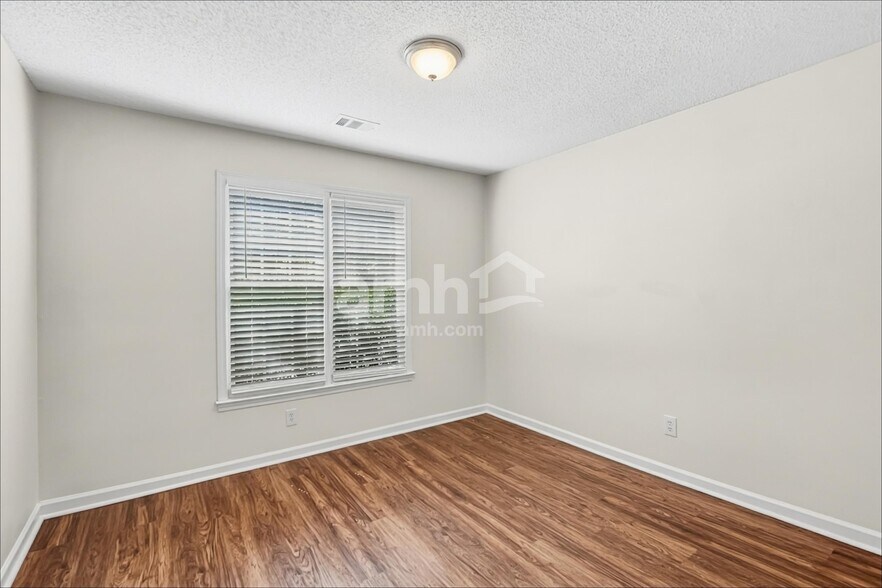 Building Photo - 2645 Windstream Way NW