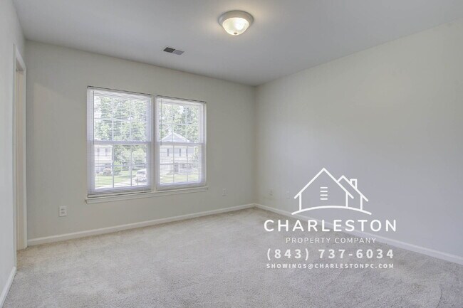 Building Photo - 138 Thistle Rd