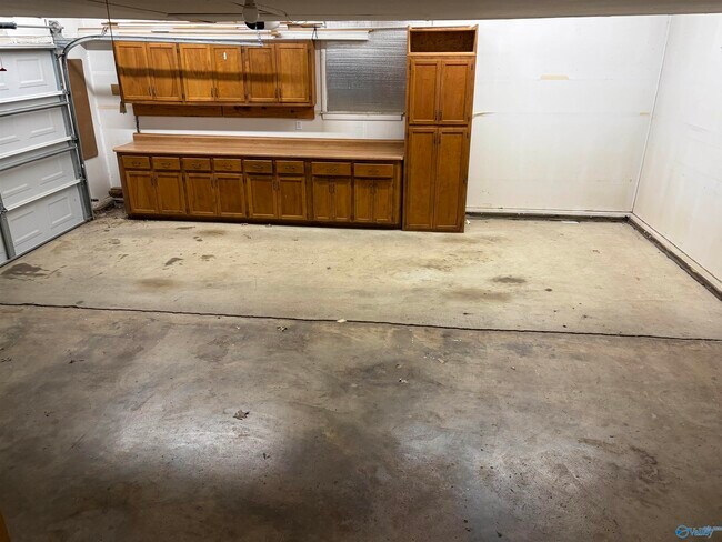 Building Photo - 304 Bellingrath Dr SW