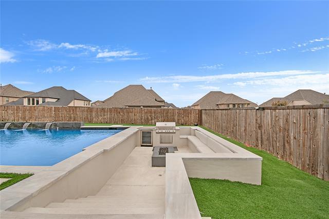 Building Photo - 1520 Chisholm Trail