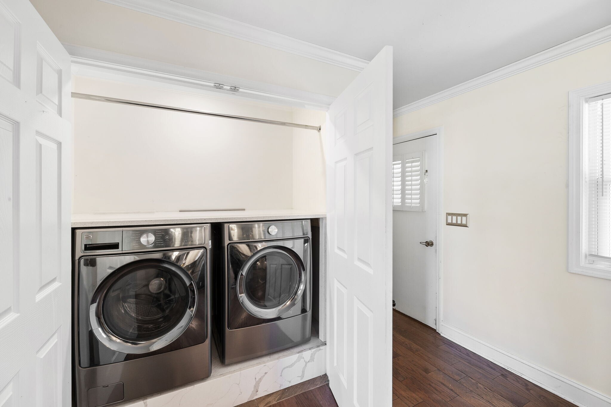 Washer dryer off of Kitchen - 1319 Legend Rd