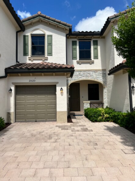 Primary Photo - 25120 SW 114th Ave