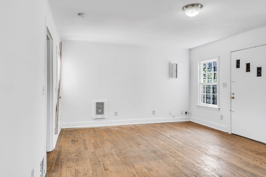 Building Photo - 1806 Meharry Blvd