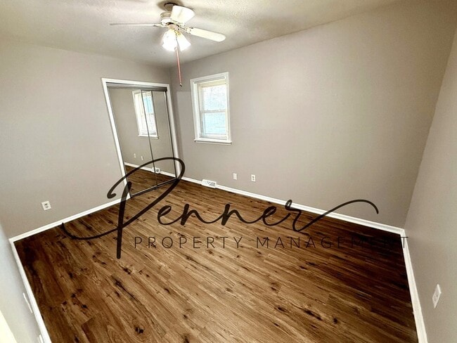 Building Photo - 1713 E T C Lea Rd