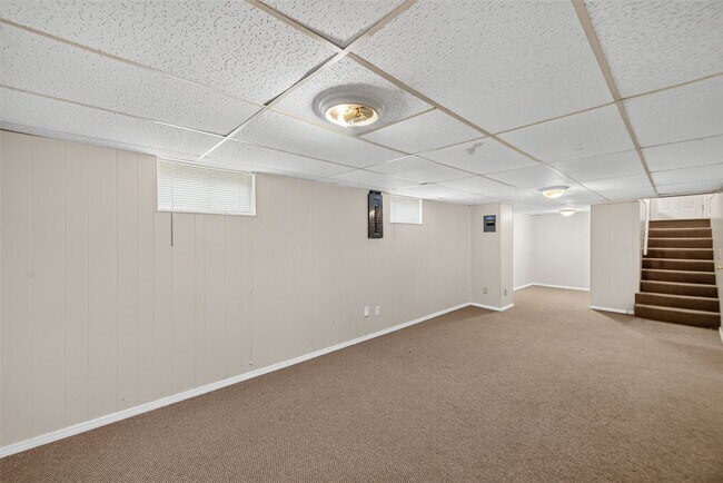 Building Photo - 45 Barton Pl