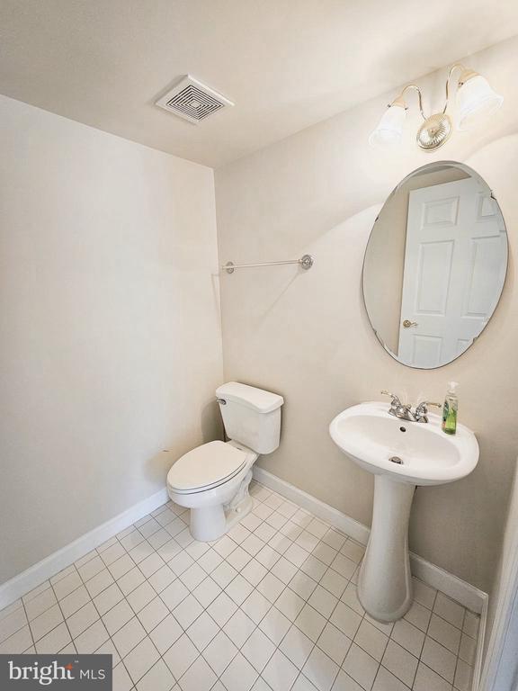 Building Photo - 13117 Tannery Ridge Dr