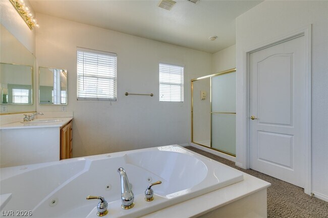 Building Photo - 2722 Woodflower Ave