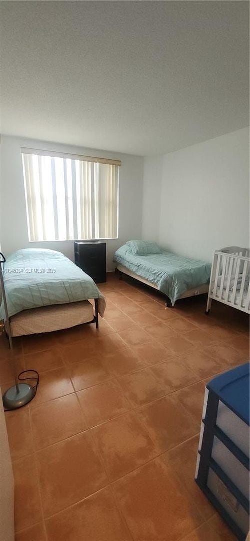 Building Photo - 1985 S Ocean Dr