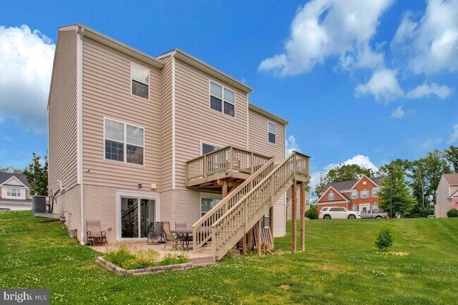 Building Photo - 15801 Aerial View Rd