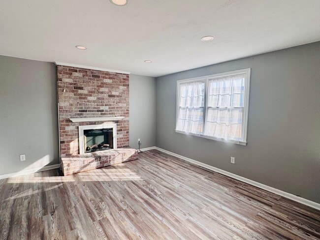 Building Photo - Spacious 4-bedroom, 2.5-bath home in Virginia Beach