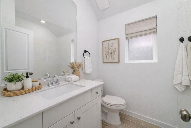 Building Photo - 6414 Green Pedal Ln