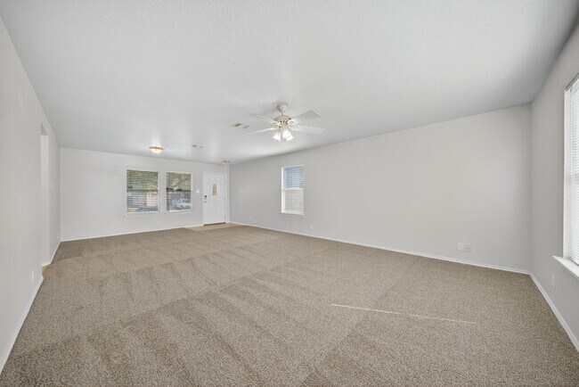 Building Photo - 7719 Mesquite Farm