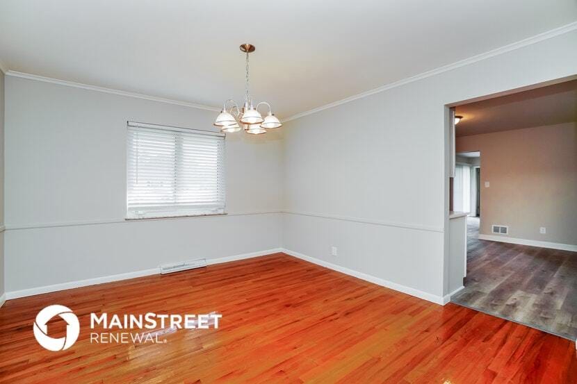 Building Photo - 9548 Brookside Dr