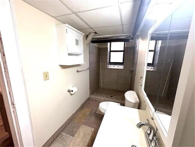 Building Photo - 1401 Willow St