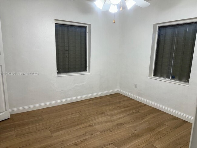 Building Photo - 260 W 56th St