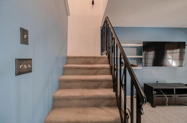 Building Photo - 4850 N 73rd St