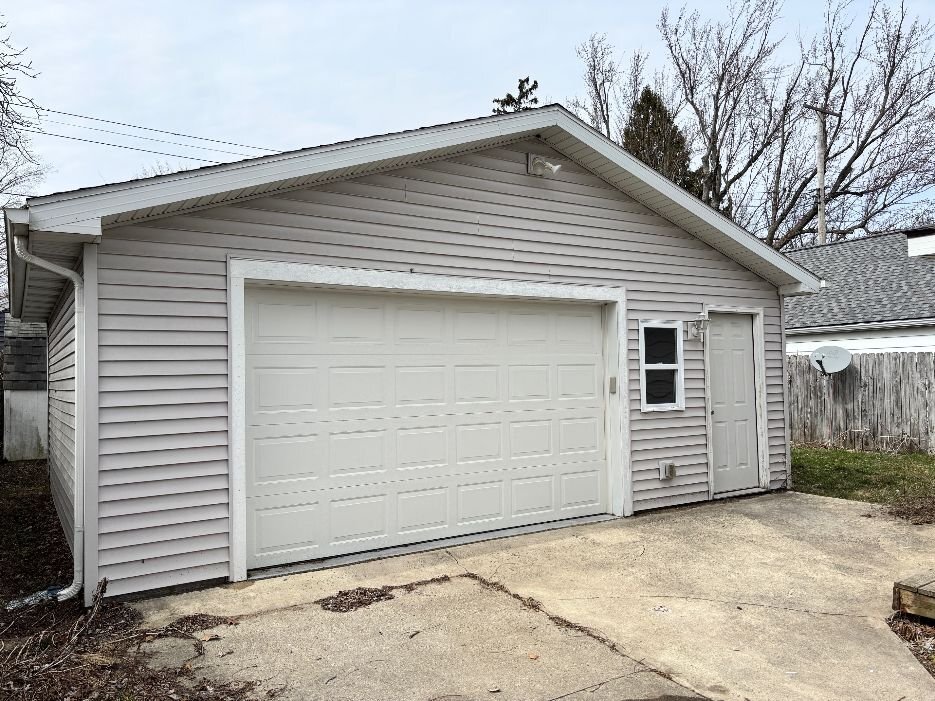 Building Photo - 3716 Homewood Ave