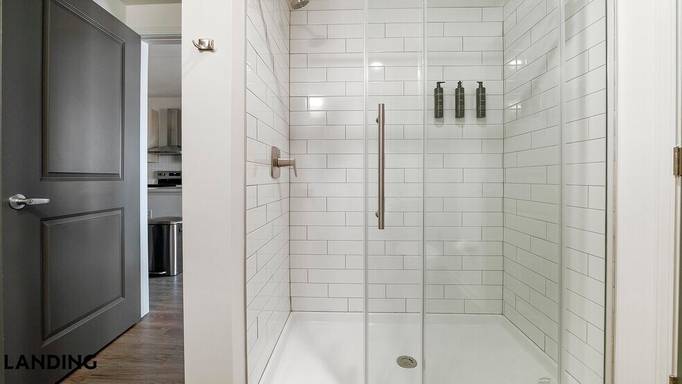 Building Photo - 2800 Milan Ct