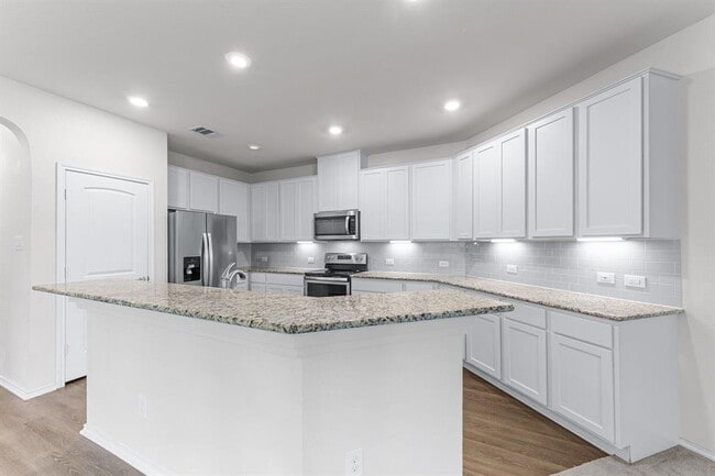 Building Photo - 17005 Gibbons Path