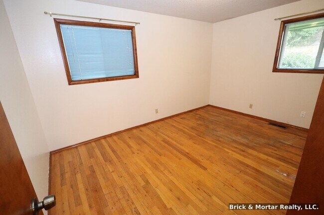 Building Photo - 3-Bedroom 1.5-Bathroom house in Stayton, OR