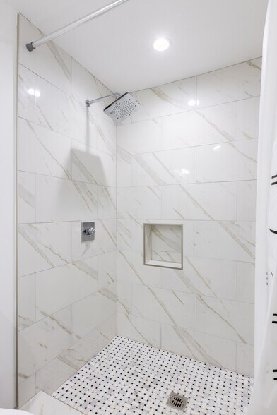 Building Photo - 1102 Centinela Ave