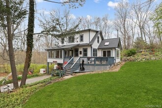 Building Photo - 1 Branch St