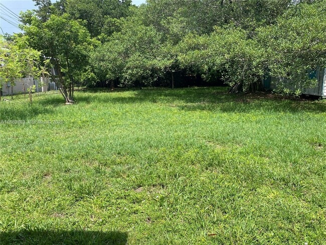 Building Photo - 2215 Adams St