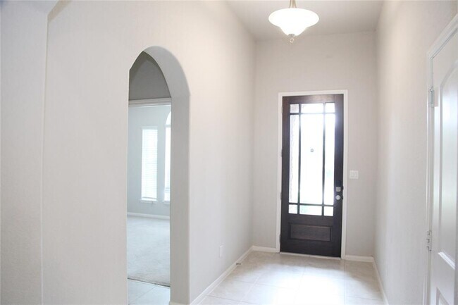 Building Photo - 11911 Di Mari Dr