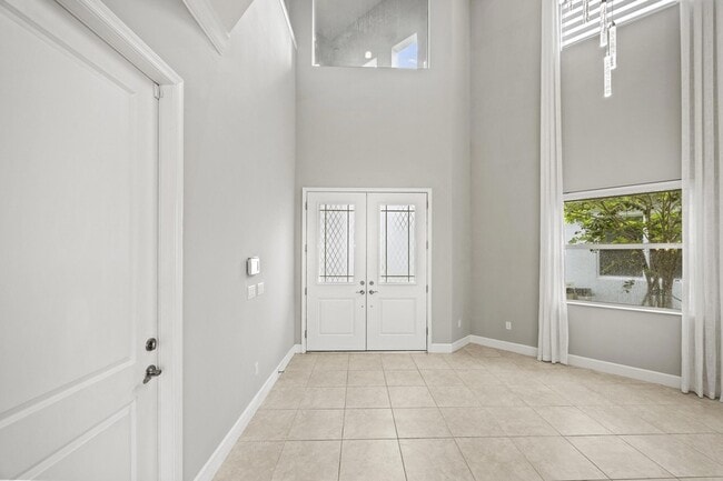Building Photo - 16007 Whippoorwill Cir