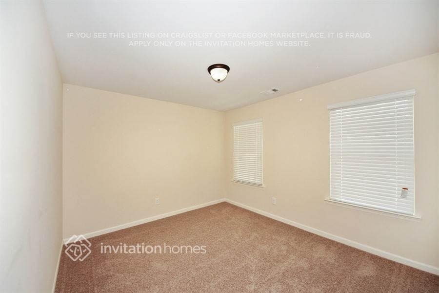 Building Photo - 4101 Oak Field Dr