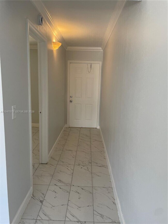 Building Photo - 1401 NE 53rd St