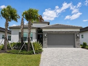 Building Photo - 12452 Violet Ln