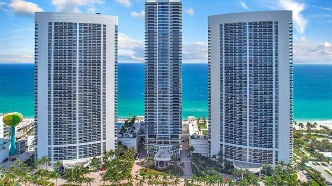 Building Photo - 1830 S Ocean Dr