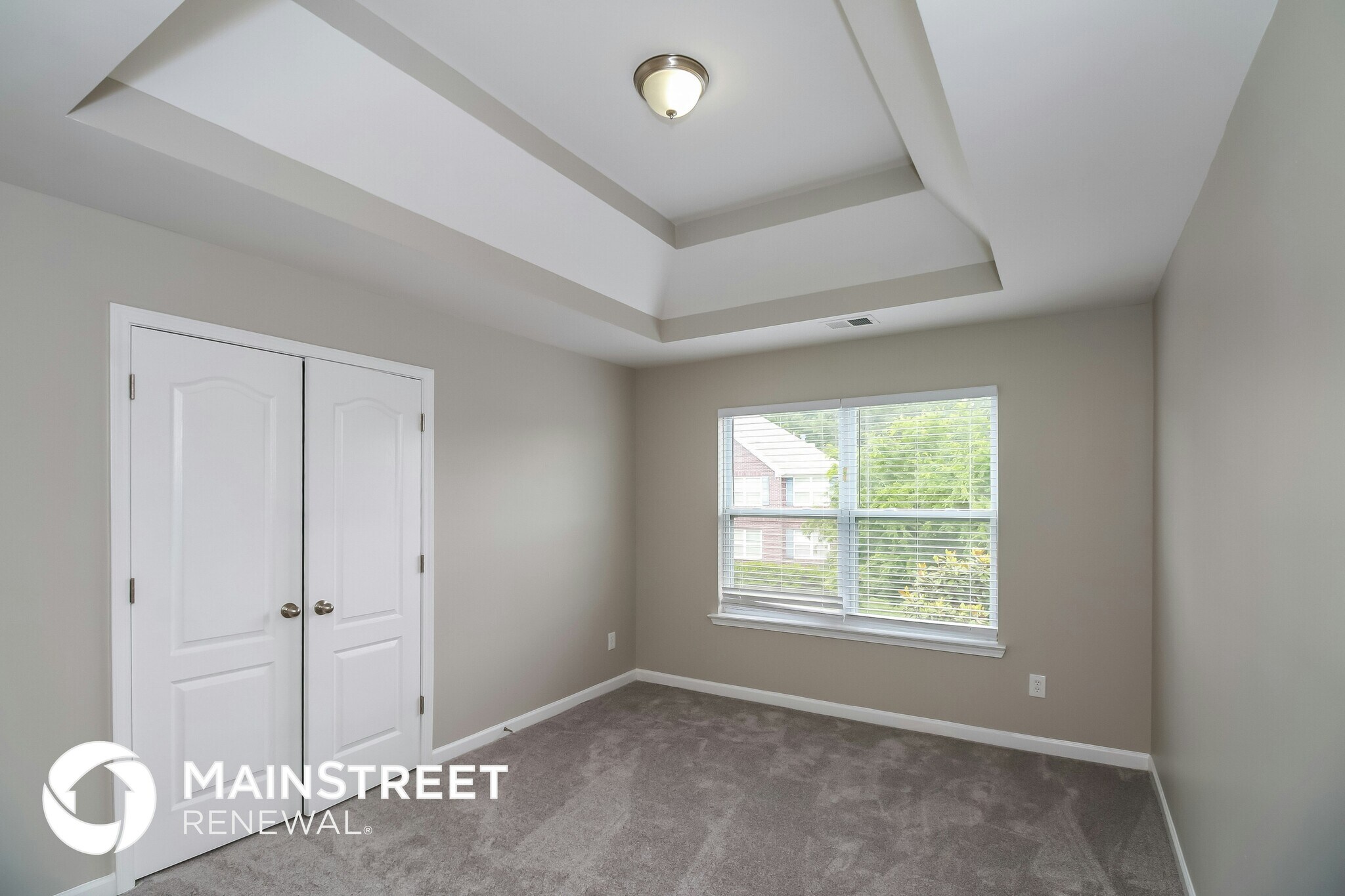 Building Photo - 10950 Southwood Dr