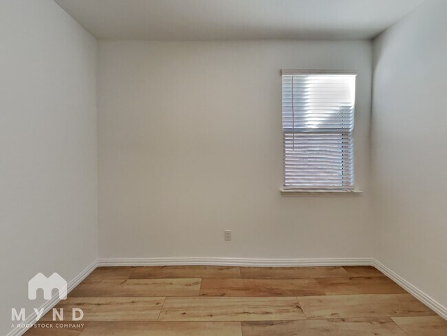 Building Photo - 3345 Cardinal Flower Pl