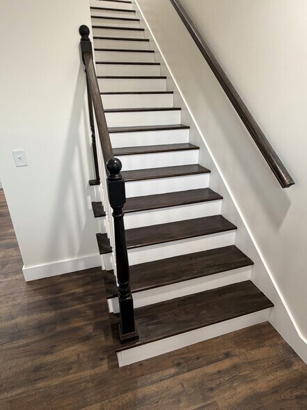 Building Photo - 1413 Woodbine Ave