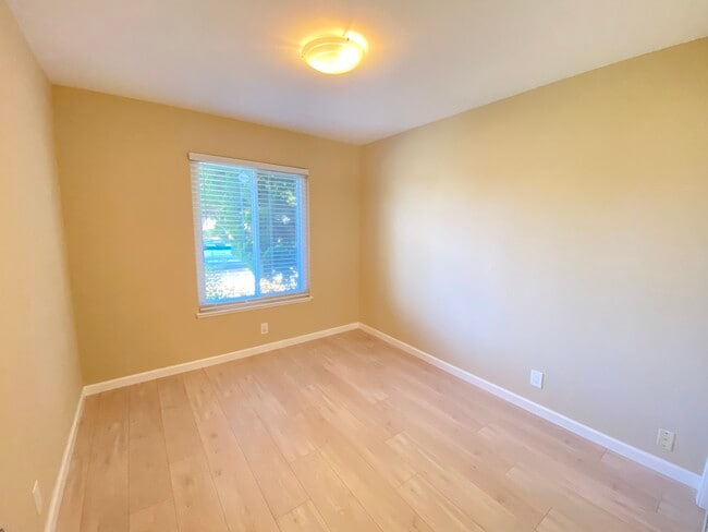 Building Photo - 3314 Inspiration Ct