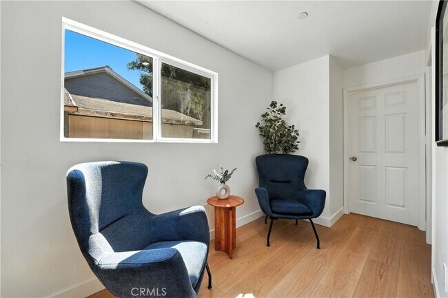 Building Photo - 5841 Arroyo Dr