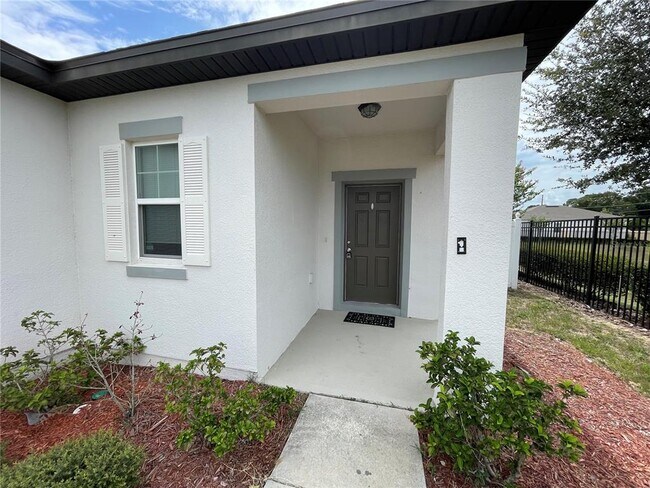 Building Photo - 865 Orchid Grove Blvd