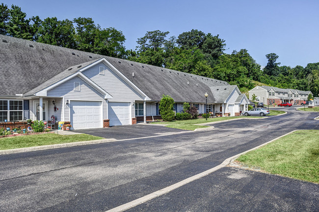 Primary Photo - Clover Ridge