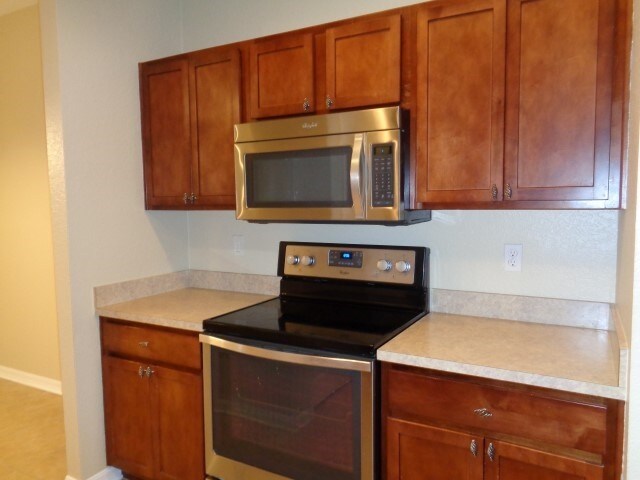 Building Photo - 5745 Woodruff Way