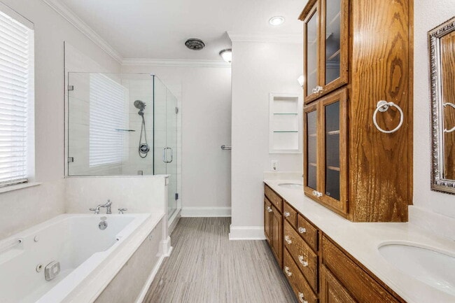 Building Photo - 3983 Peregrine Point