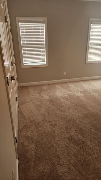 Building Photo - 2017A Cambria Dr