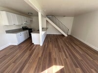 Building Photo - Fully Remodeled – 2 Bed / 1 Bath