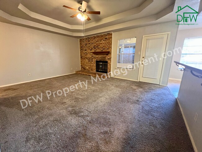 Building Photo - Charming Single-Story 2/2 Duplex with 2-Car Garage Just Steps from Your Back Door – Arlington, TX