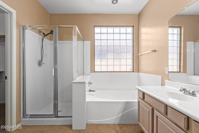 Building Photo - 17554 W Cardinal Dr