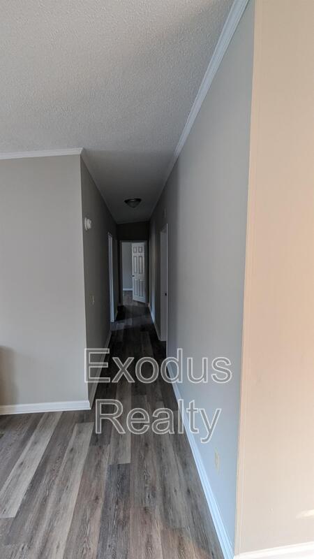 Building Photo - 475 Nicole Dr