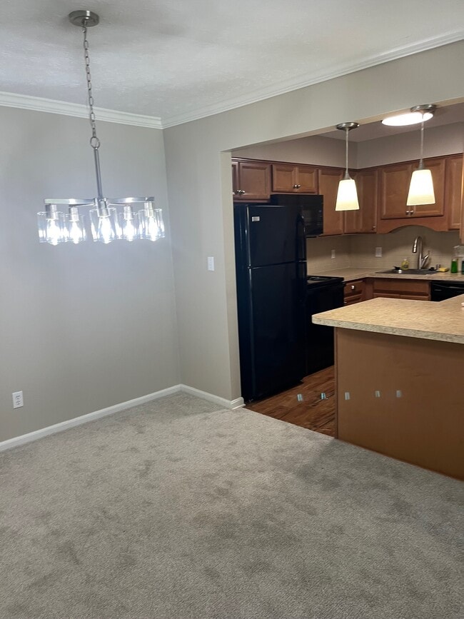 Building Photo - 6719 Gunston Ln