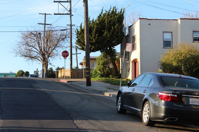 Building Photo - 4224 Carrington St