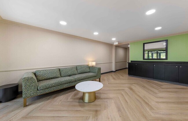 Building Photo - Furnished Studio-Fort Lauderdale - Cypress Creek - NW 6th Way